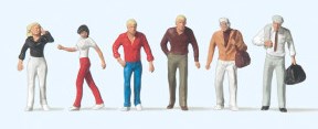 1:100 scale Passers-By (Casual)