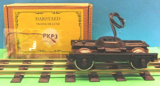 Darstaed PKP3 3-rail coach bogies x 2 with tail lamp & bulb.