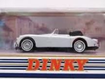 1:43 1960 Jaguar XK150 Drop-head Coupe