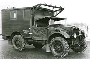 Morris CS8 Radio Van - Wooden body