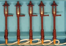 5 Gaslamps (1:76)