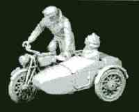 1930's Motorcycle & Sidecar + 2 figures