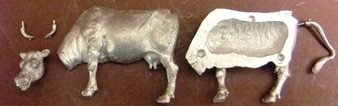 1:43 Bag of 1 Grazing Cow (head separate) - Unknown Make