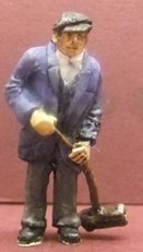 1:43 Unknown Make Painted Figure Man with Broom x 1