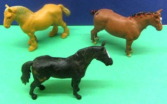 3 Horses