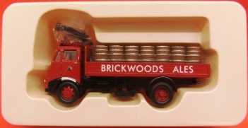 1:50 Corgi Morris Dropside Lorry & Barrels (Brickwoods) CC13309