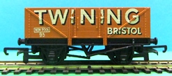 Wrenn W4660P 5-plank Wagon - Twinings