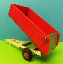 1:43 Corgi Farm Tipping Trailer