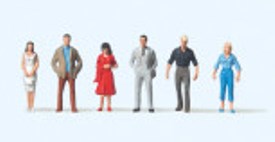 1:200 scale Passers-By